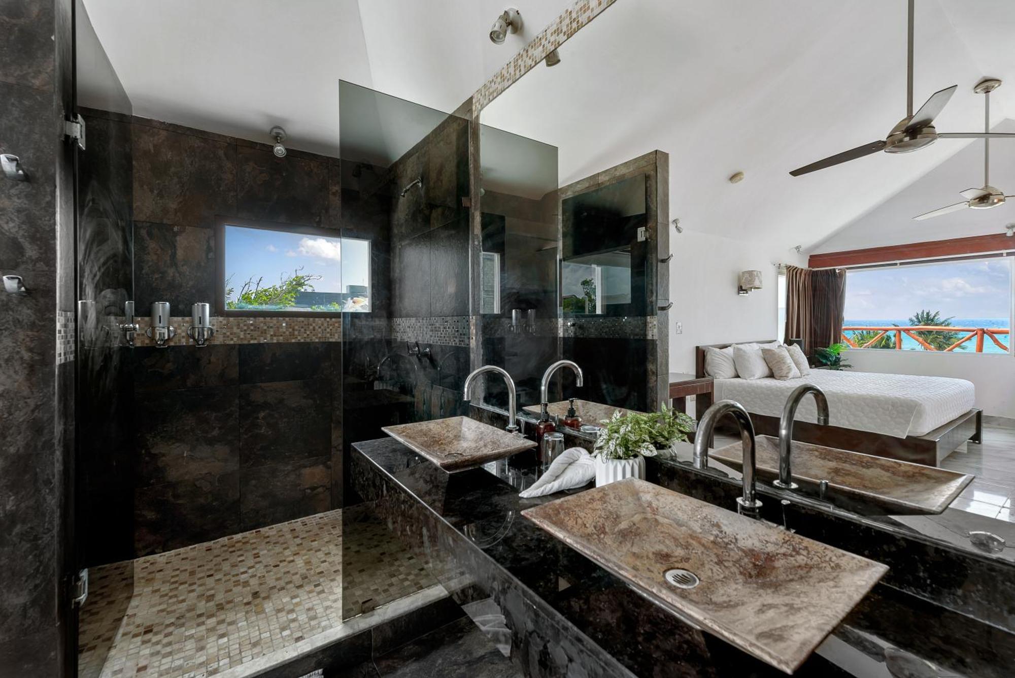 Illusion Boutique By Bfh Hotel 4*